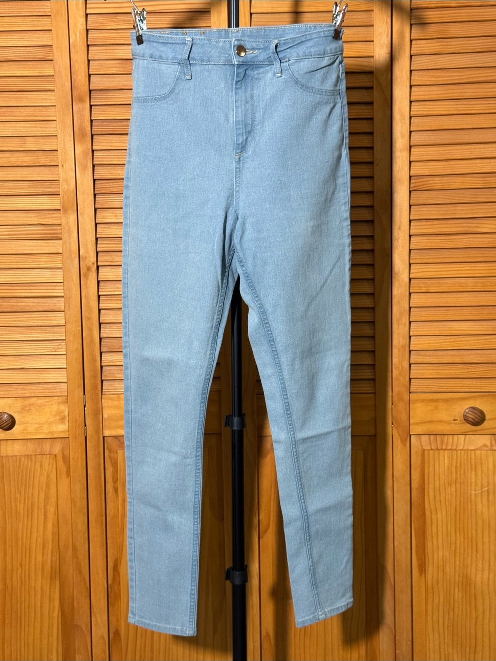 H&M Women's Light Blue Skinny Jeans